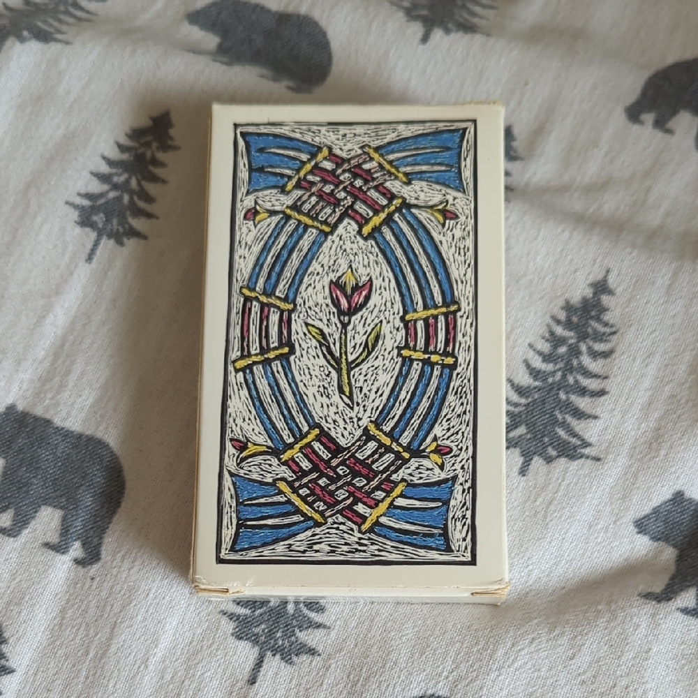 Artistic Tarot Card Deck
